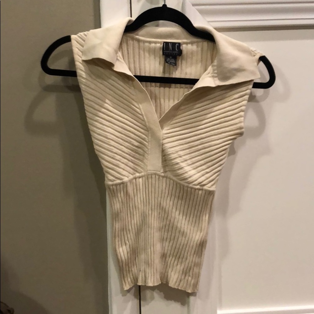 Vintage tank with collar